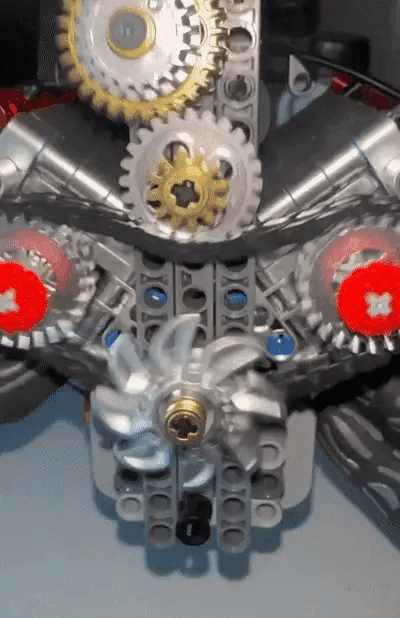 ProBuild Motor V8 Dinámico